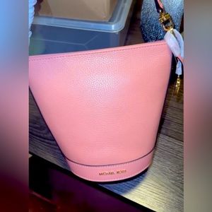 Michael Kors bucket bag